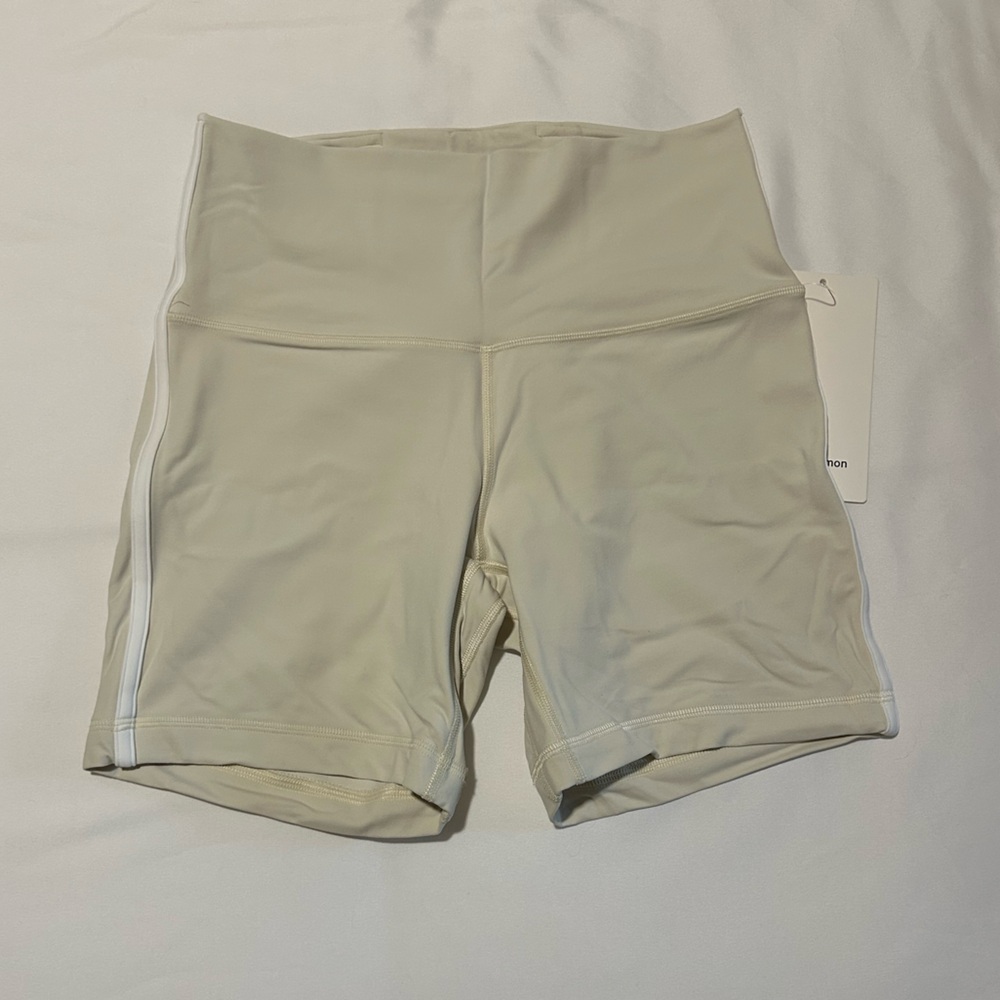 Lululemon Align - Cream High-Waisted Biker Shorts